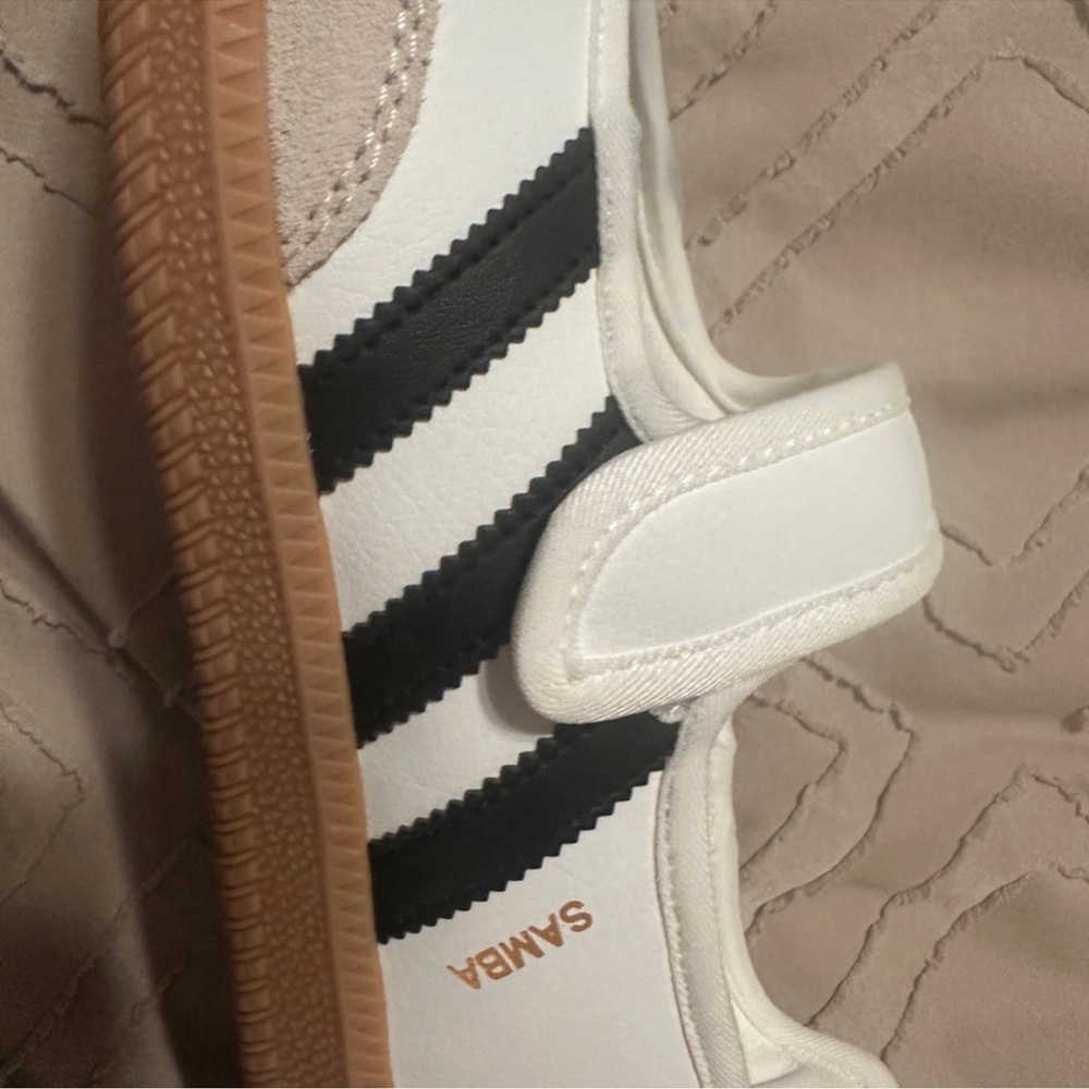 adidas Classic Samba Mary Jane Sneakers in Cloud White/Alumina/Core Black NWT - Picture 13 of 15